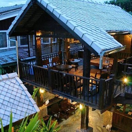 Saithong Guesthouse Чиангмай Экстерьер фото