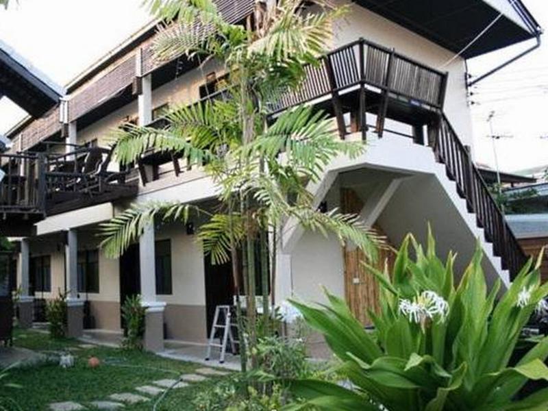 Saithong Guesthouse Чиангмай Экстерьер фото