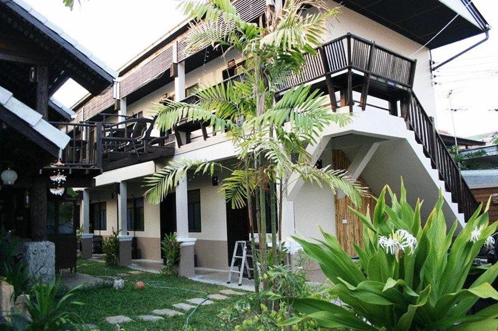 Saithong Guesthouse Чиангмай Экстерьер фото