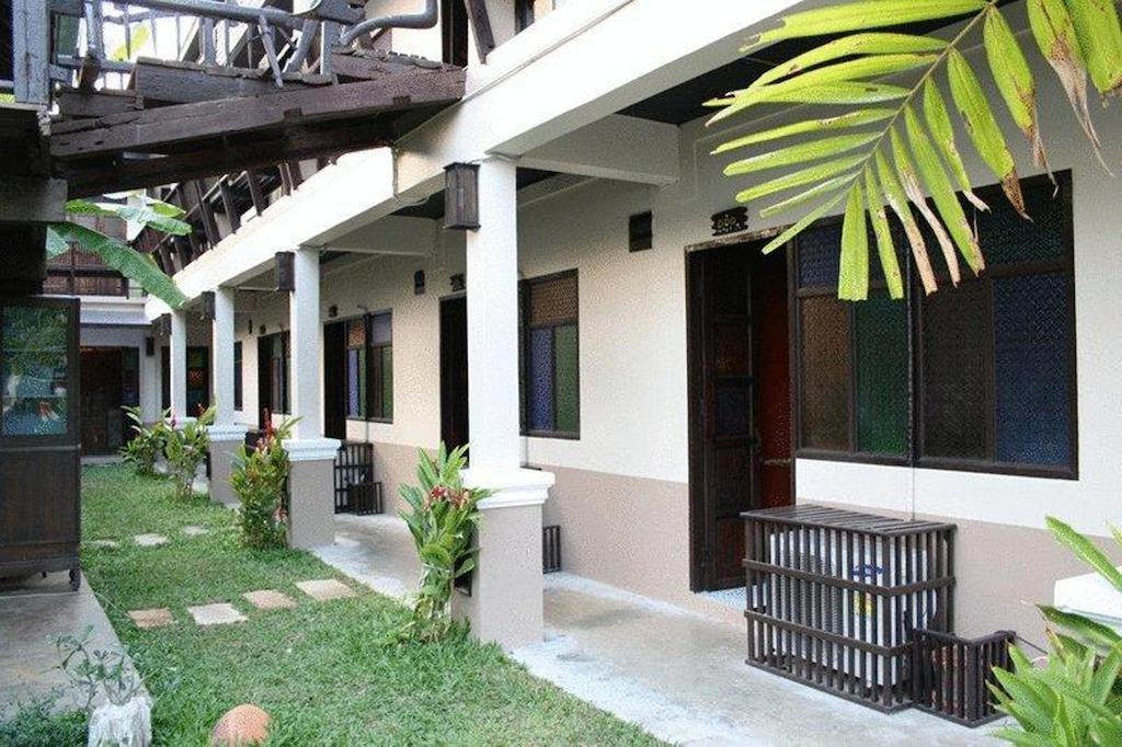 Saithong Guesthouse Чиангмай Экстерьер фото