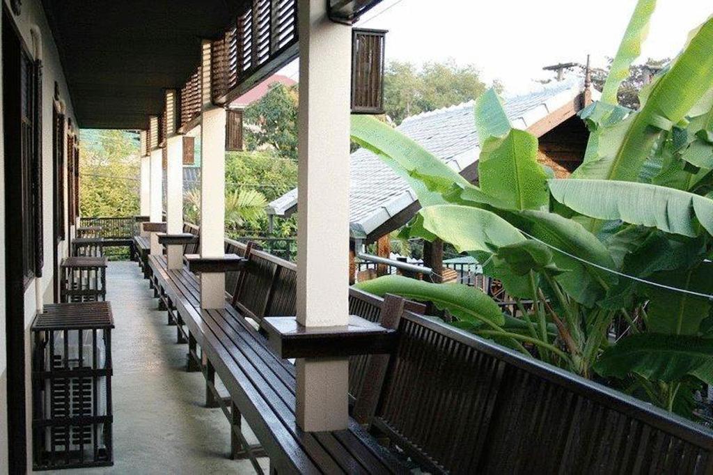 Saithong Guesthouse Чиангмай Экстерьер фото
