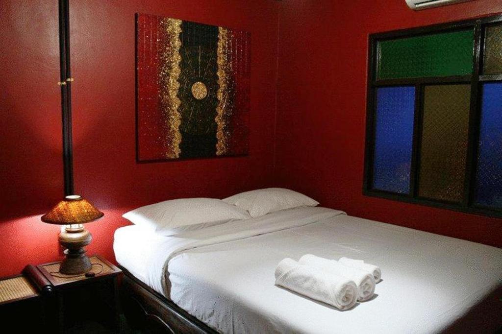 Saithong Guesthouse Чиангмай Номер фото