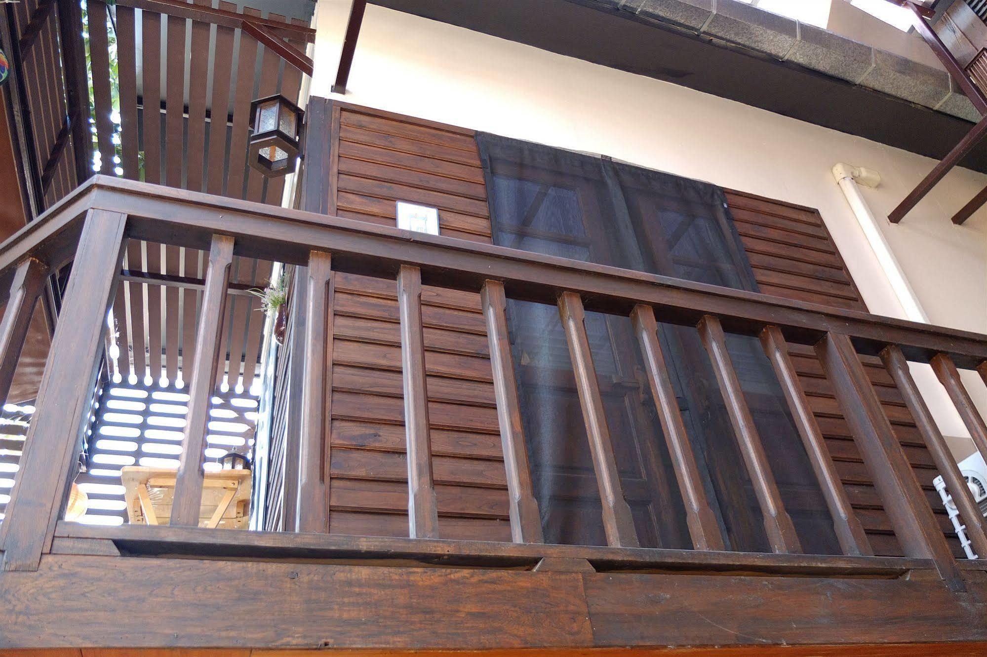 Saithong Guesthouse Чиангмай Экстерьер фото
